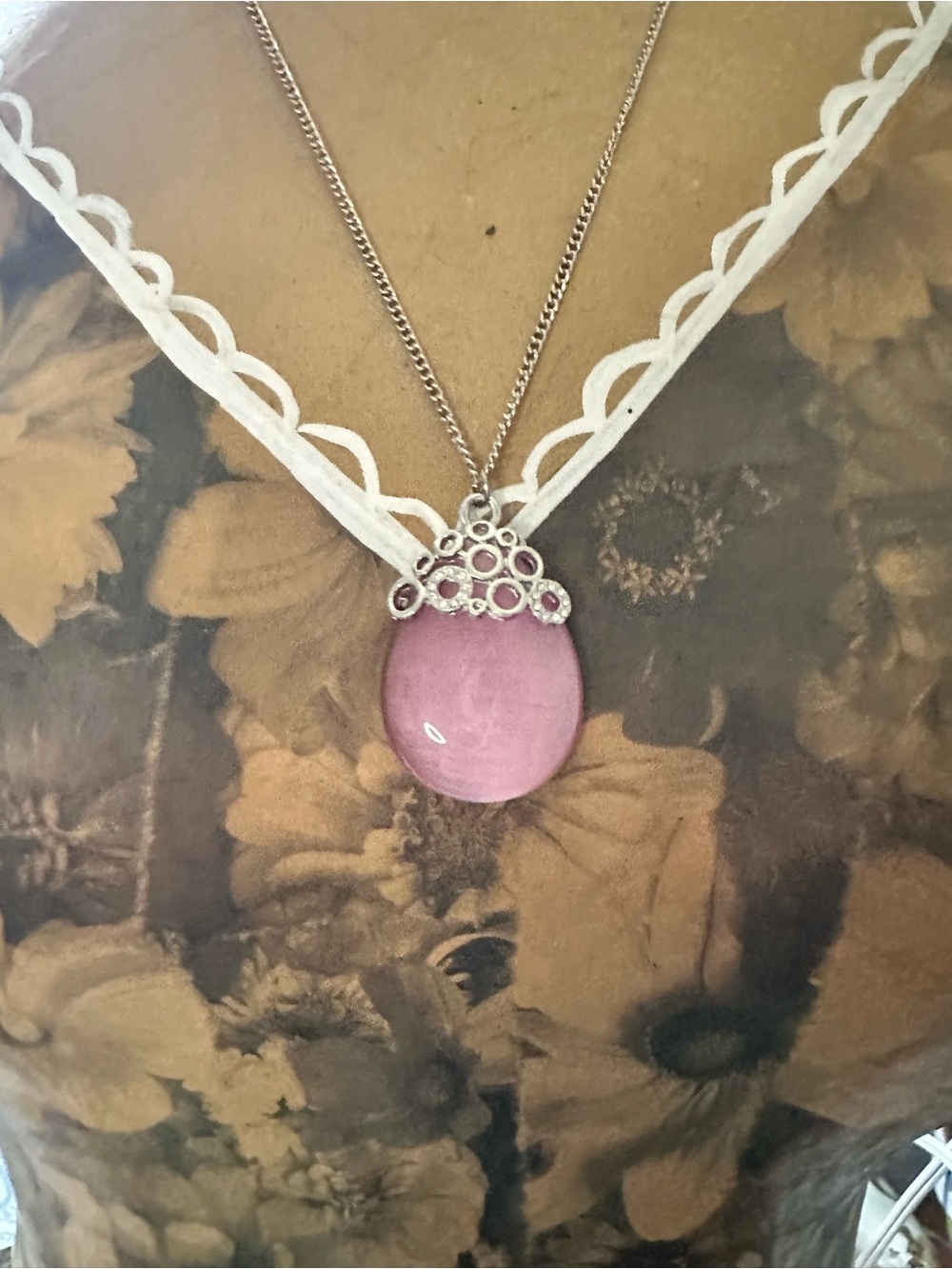 Silver Necklace with Pink cats eye Pendant